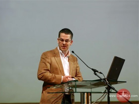 Discours du directeur de l'entreprise Nettom, Tomasz Ziajka, lors des Journées Européennes de la Promotion de l'Initiative parmi les Jeunes